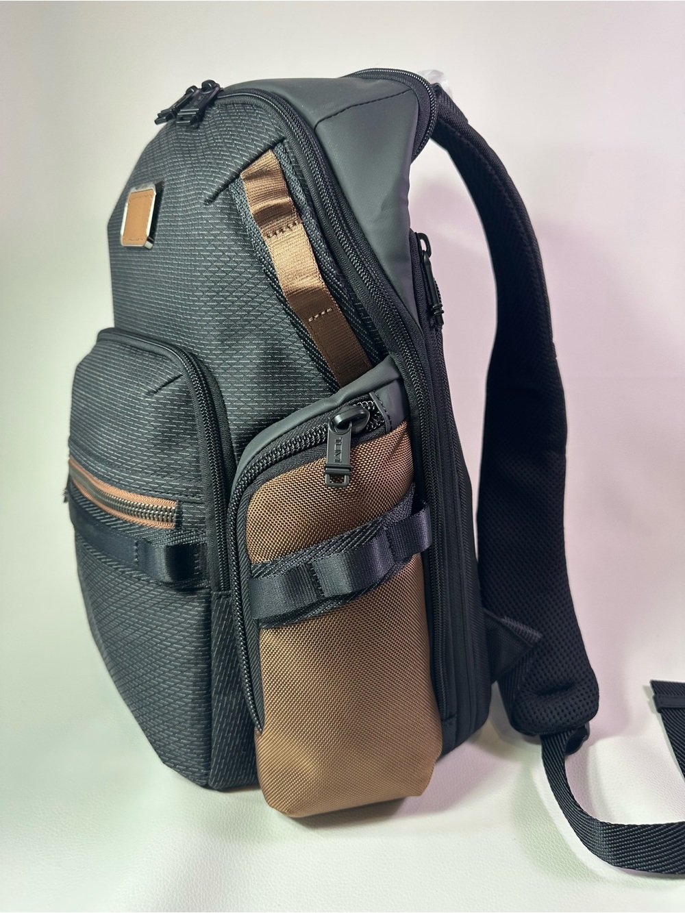 New Men’s TUMI Alpha Bravo Navigation Backpack Rucksack Black Brwn Nylon Leather - Picture 5 of 10